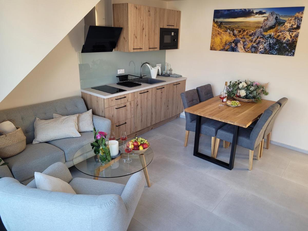 Zamek Na Dlani Mikulov Apartman Kültér fotó