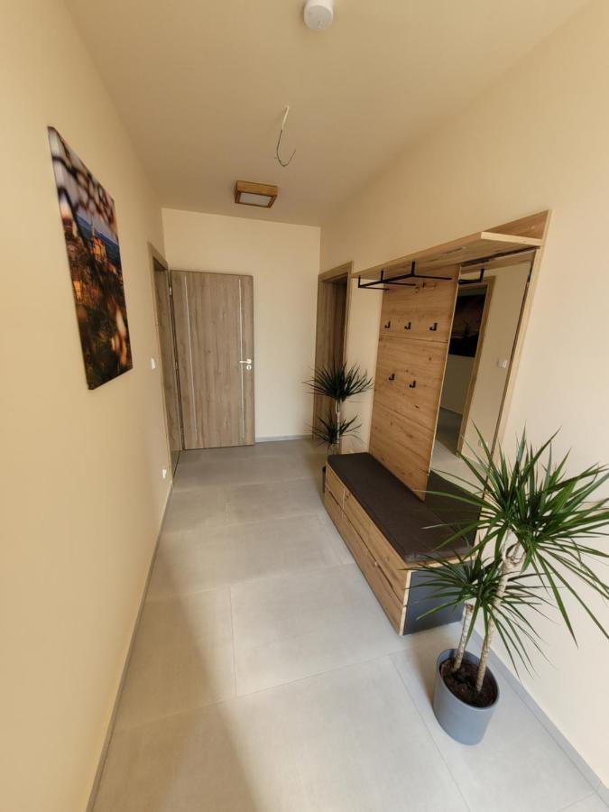 Zamek Na Dlani Mikulov Apartman Kültér fotó